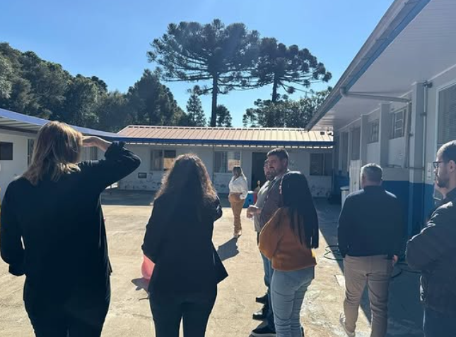 Captura-de-tela-2025-05-05-135158-1 Visita à Escola de Tempo Integral - Castelhano