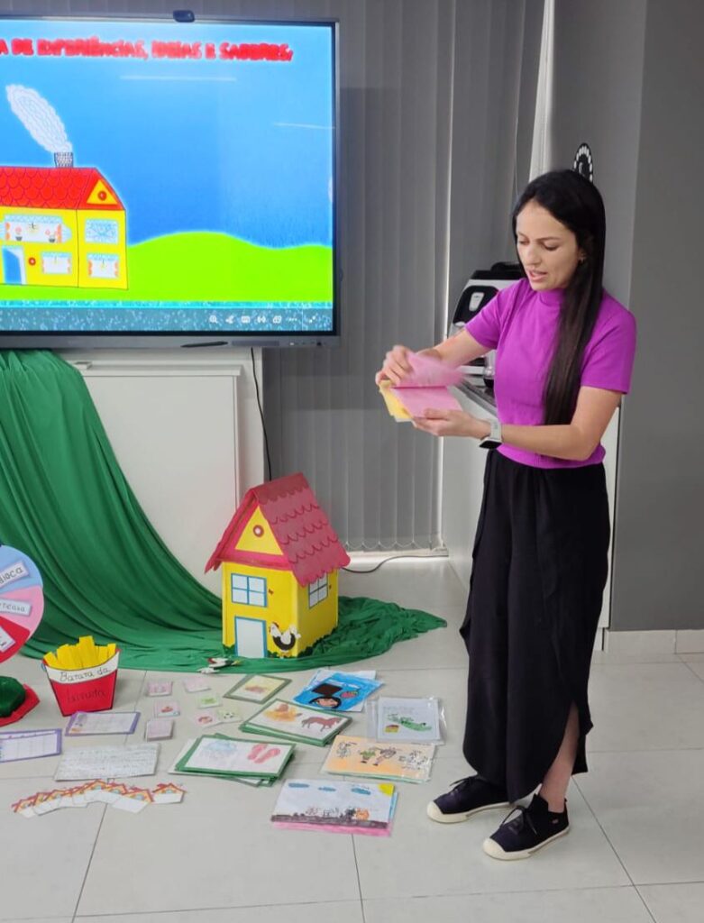 WhatsApp-Image-2025-11-24-at-15.45.45-1-781x1024 Trocas Inspiradoras: Práticas que Fortalecem a Alfabetização %image