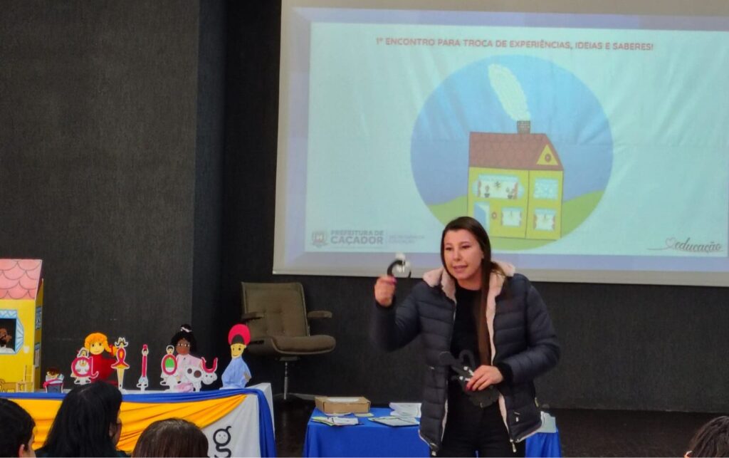 WhatsApp-Image-2025-11-24-at-15.45.45-4-1024x643 Trocas Inspiradoras: Práticas que Fortalecem a Alfabetização %image