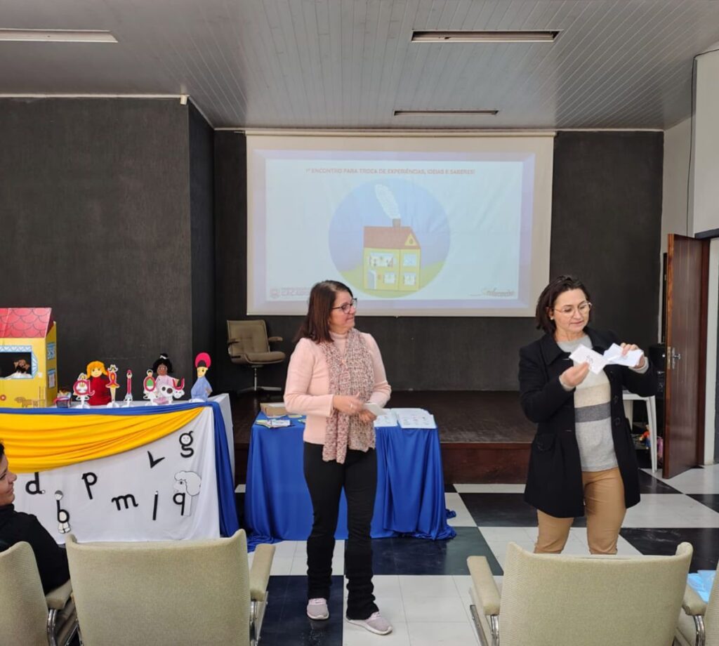 WhatsApp-Image-2025-11-24-at-16.53.54-1024x920 Trocas Inspiradoras: Práticas que Fortalecem a Alfabetização %image