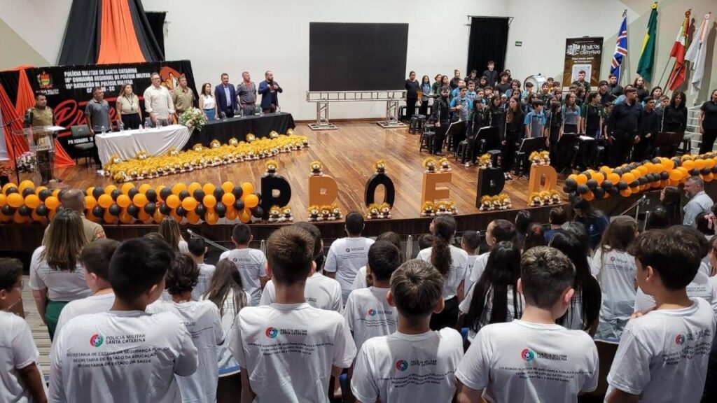 WhatsApp-Image-2025-11-25-at-14.40.47-1024x576 Formatura do Proerd %image