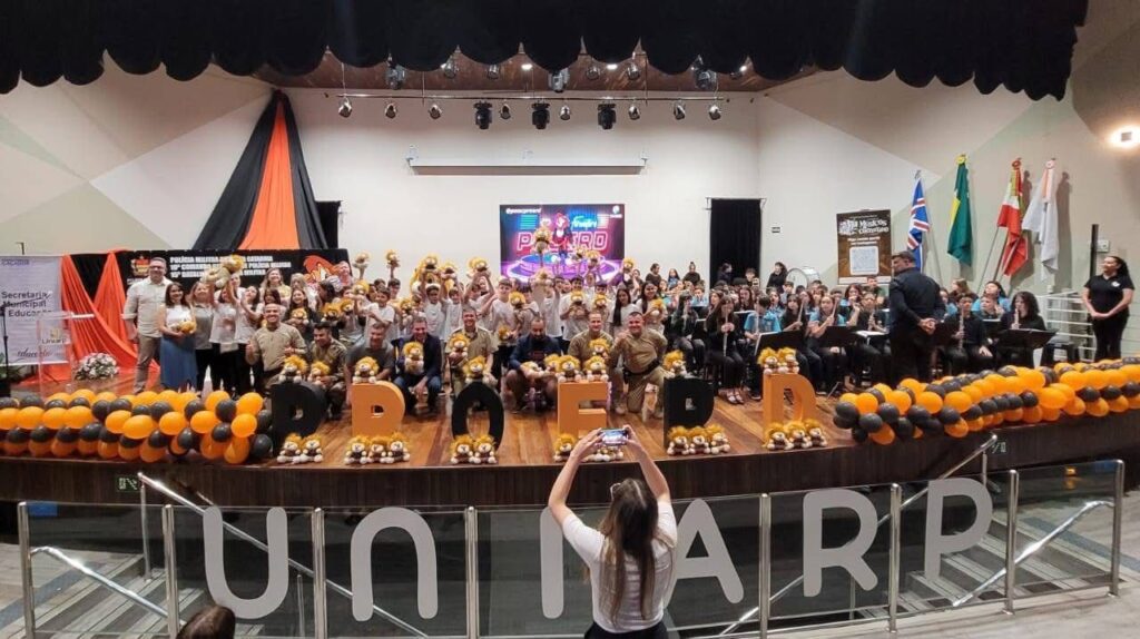 WhatsApp-Image-2025-11-25-at-14.40.47-2-1024x574 Formatura do Proerd %image