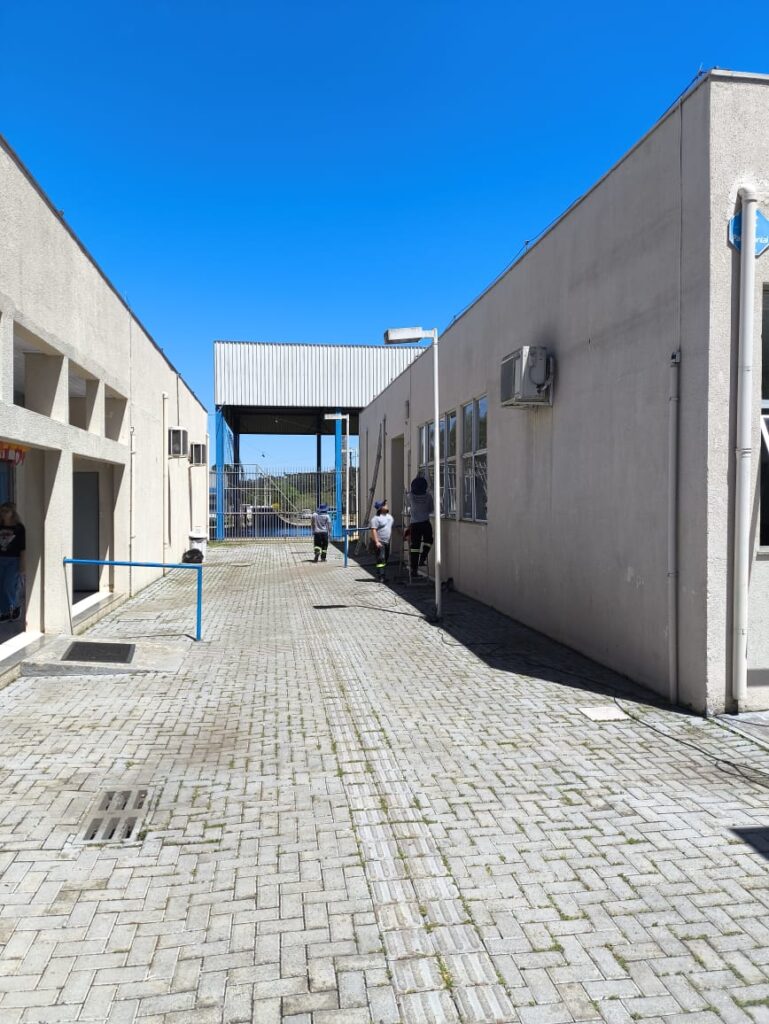 WhatsApp-Image-2025-12-12-at-20.32.57-769x1024 A Importância da Instalação de Toldos nas Escolas Municipais de Caçador %image