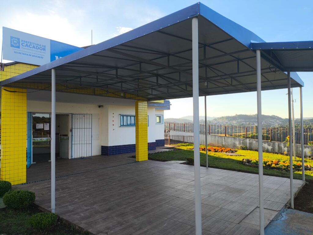 WhatsApp-Image-2025-12-12-at-20.33.00-1024x769 A Importância da Instalação de Toldos nas Escolas Municipais de Caçador %image