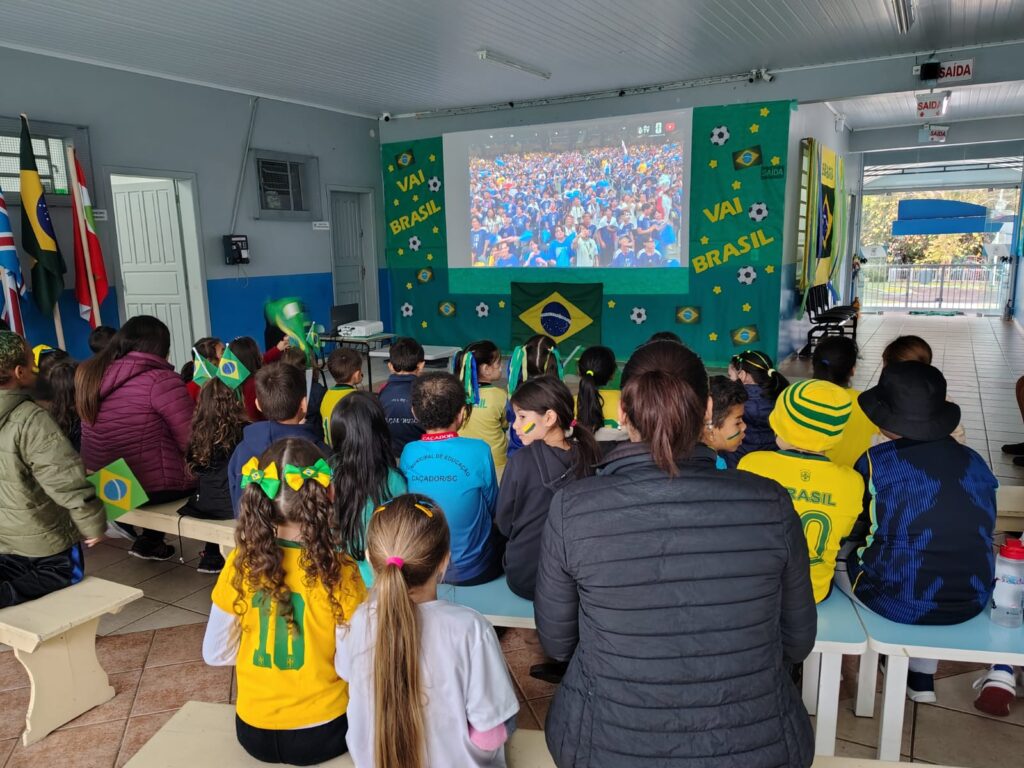 WhatsApp-Image-2026-06-29-at-18.03.34-1024x768 Escolas Municipais entram no clima da Copa %image
