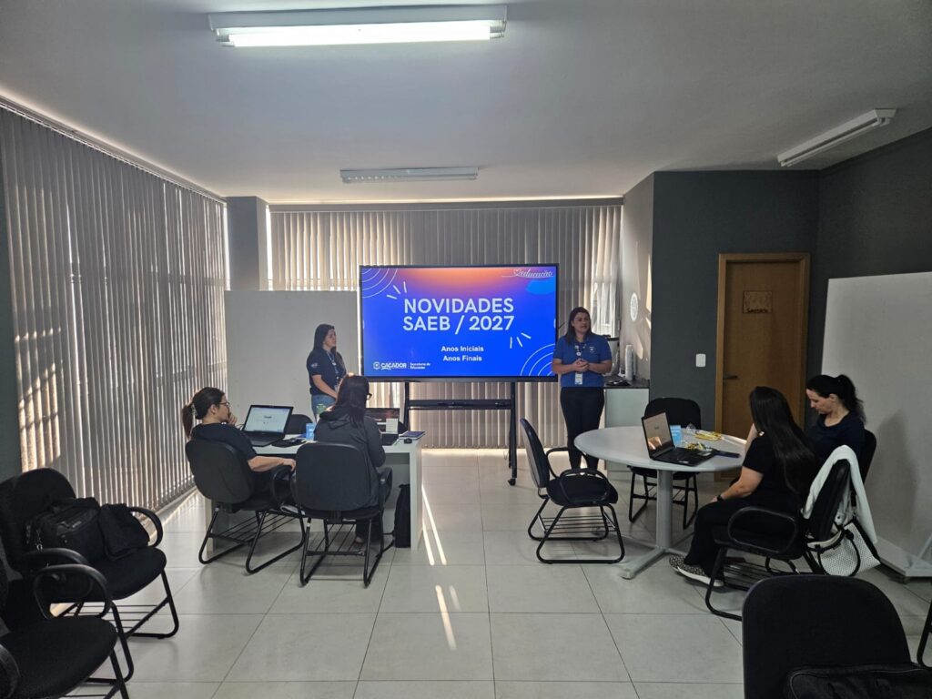 WhatsApp-Image-2026-08-19-at-17.32.52-1024x768 Rede Municipal de Ensino de Caçador instensifica preparação para o Simulado SEAESC %image
